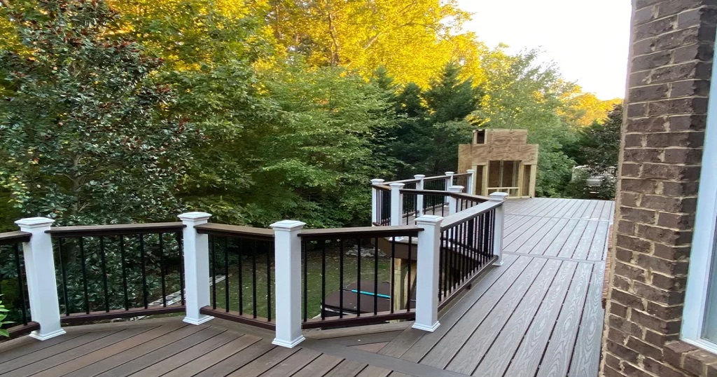 8 Reasons Why Winter is the Smartest Time to Build Your Custom Deck in Fairport, NY